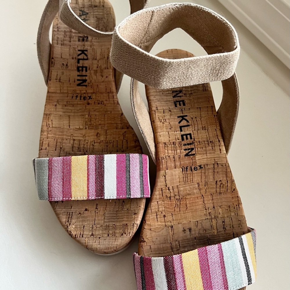 Anne Klein Iflex Aknori Women's Wedge Sandals Ankle Strap Size 8.5 Multicolor - Picture 3 of 7